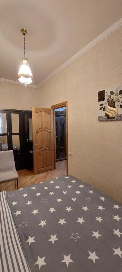 Barnaba Apartment Tbilisi Buitenkant foto
