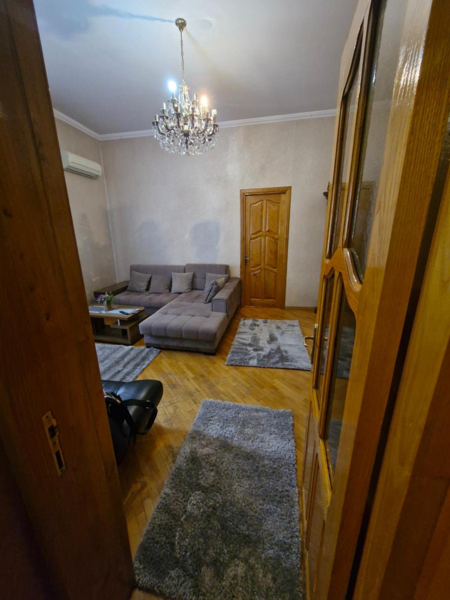 Barnaba Apartment Tbilisi Buitenkant foto