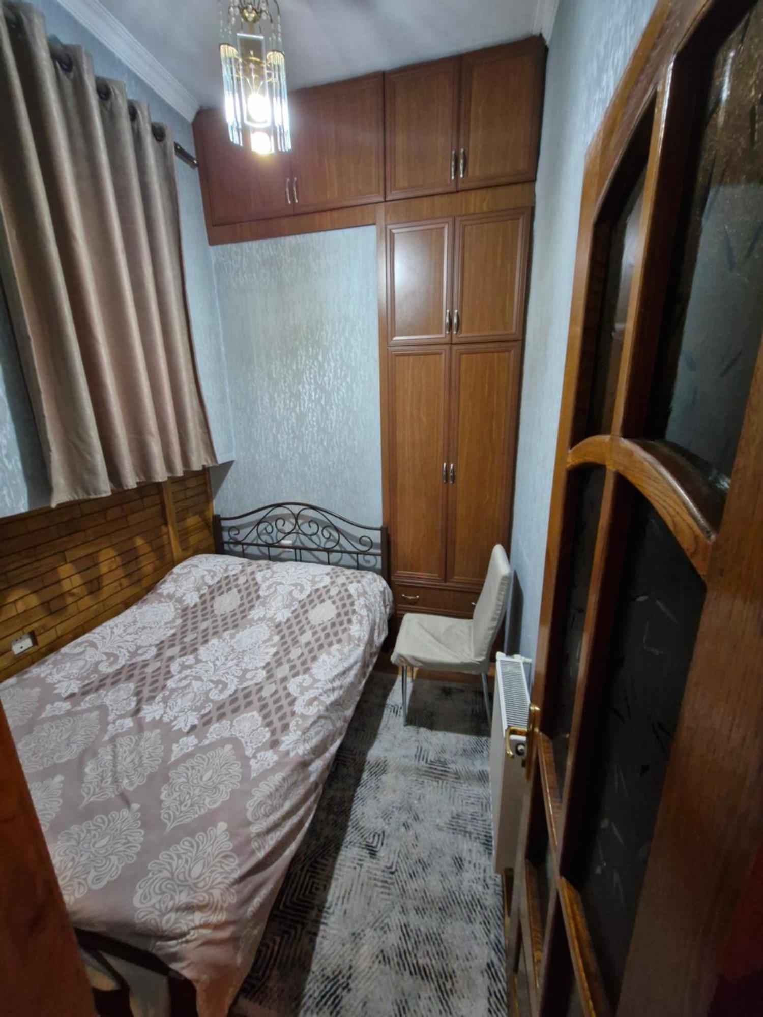 Barnaba Apartment Tbilisi Buitenkant foto
