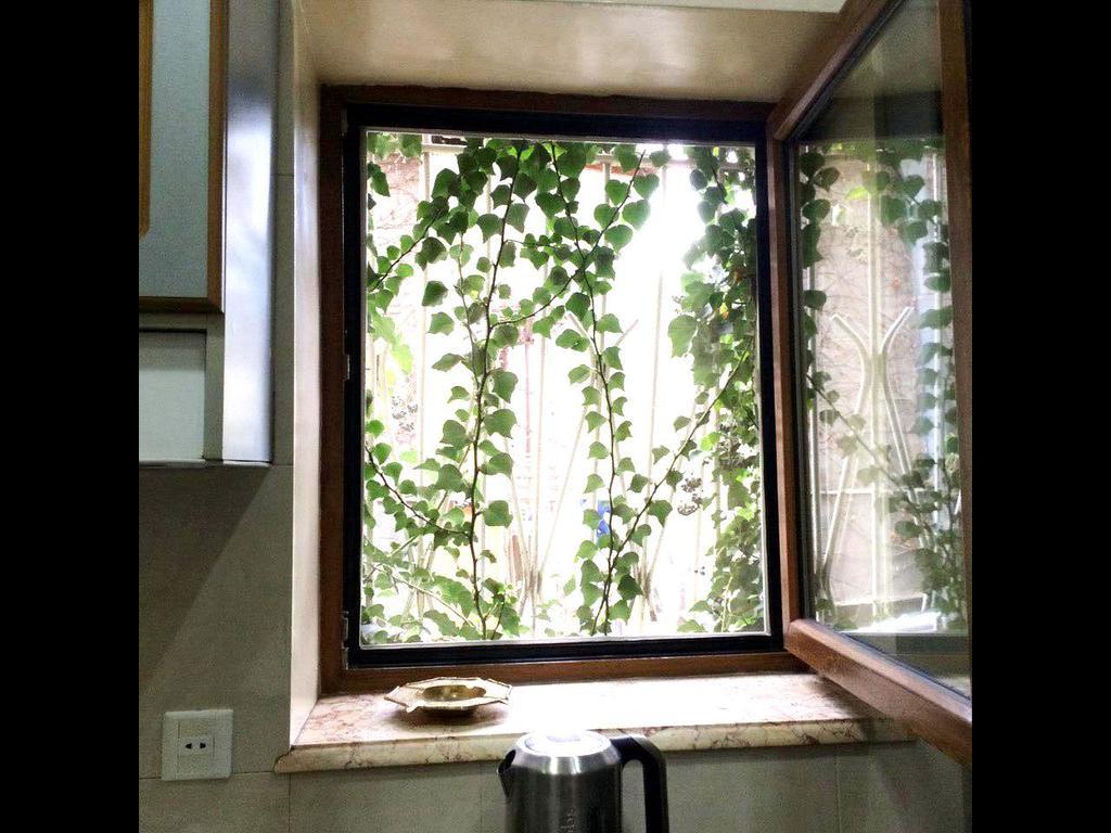Barnaba Apartment Tbilisi Buitenkant foto