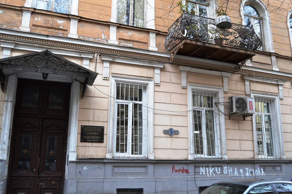 Barnaba Apartment Tbilisi Buitenkant foto