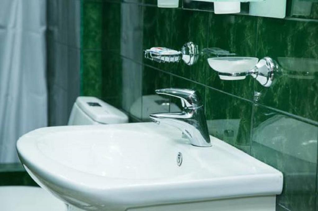 Barnaba Apartment Tbilisi Buitenkant foto