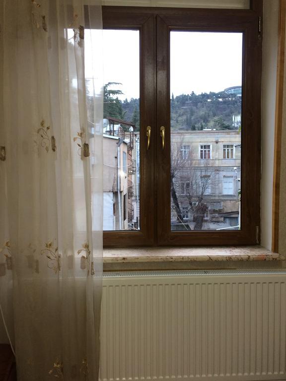 Barnaba Apartment Tbilisi Buitenkant foto